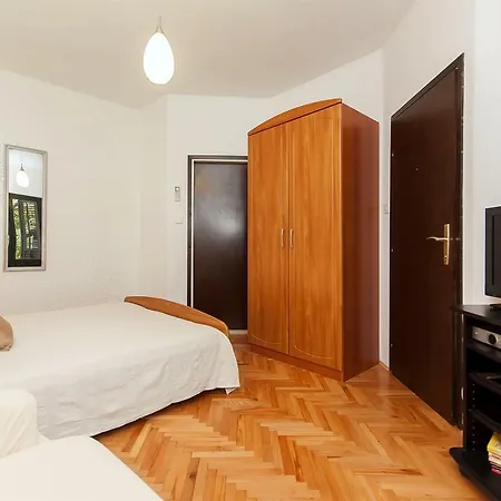 Anka Apartment *
